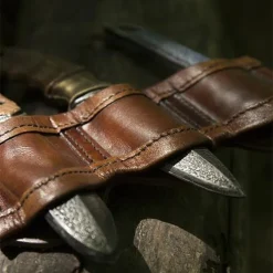 Epic Armoury Halter Für LARP Wurfmesser Braun, Inkl. 3 Messer -Mittelalter Welt halter fuer larp wurfmesser braun inkl 3 messer 2