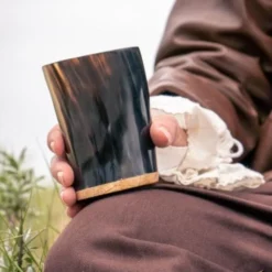 Epic Armoury Horn Cup Abenteurer, Dunkel