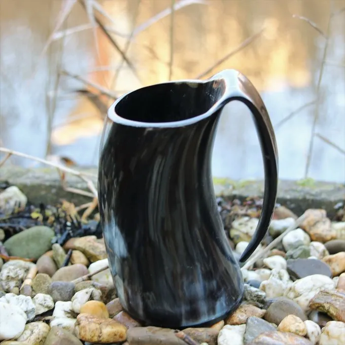 Epic Armoury Horn Tasse Mit Ohr 0,5L, Dunkel 3 Epic Armoury Horn Tasse Mit Ohr 0,5L, Dunkel – Bild 3