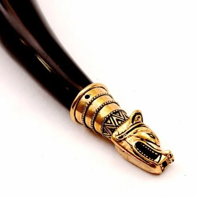 Trinkhorn Dekoration Mit Wolfskopf, Messing 1 Trinkhorn Dekoration Mit Wolfskopf, Messing