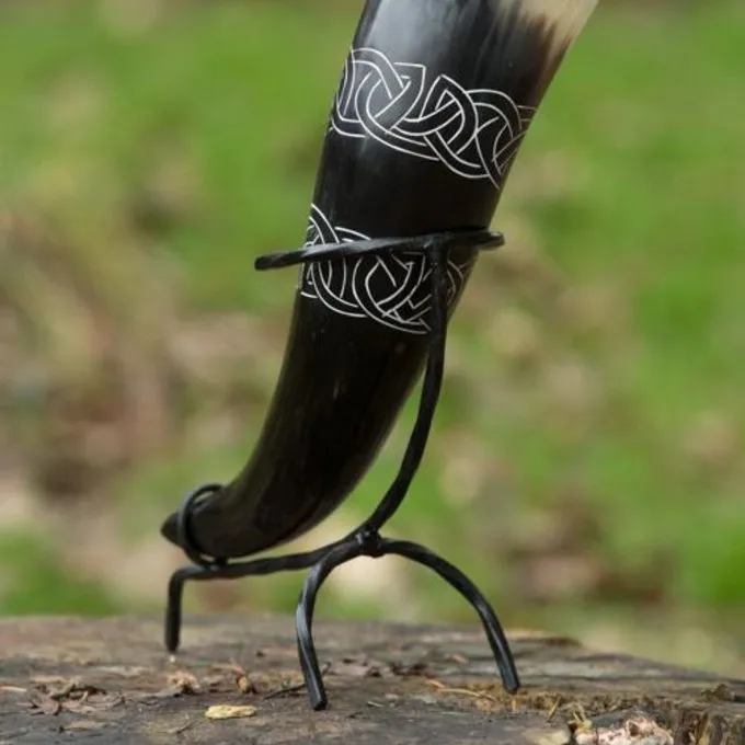 Epic Armoury Trinkhorn Tara Mit Keltischem Knoten, Licht 5 Epic Armoury Trinkhorn Tara Mit Keltischem Knoten, Licht – Bild 5